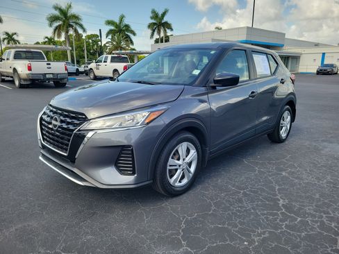 Used 2024 Nissan Kicks S FWD image 2