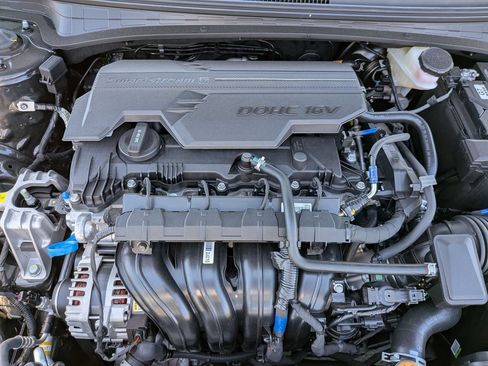 New 2026 Hyundai Elantra SE FWD image 33