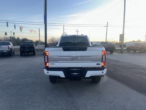 Used 2020 Ford F350 Limited image 8