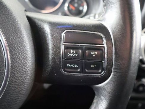 Used 2018 Jeep Wrangler Unlimited Sahara image 18