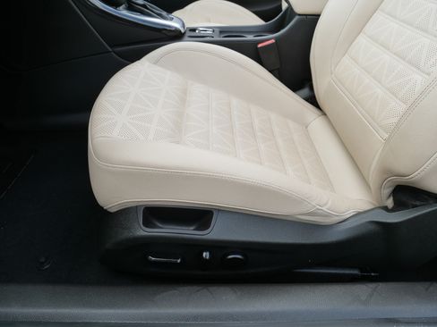 Used 2016 Buick Cascada Premium FWD image 20