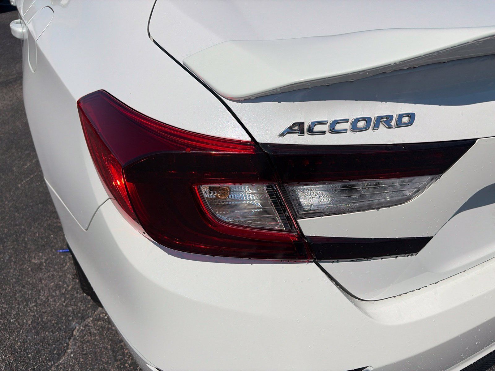 Used 2018 Honda Accord Sport image 16