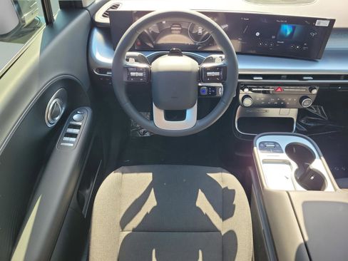 New 2026 Hyundai Ioniq 9 SE image 16