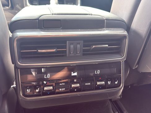 Used 2023 Lexus LX 600 F Sport AWD/4WD image 23