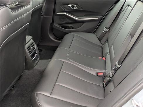 New 2026 BMW 330i xDrive Sedan w/ M Sport Package image 17