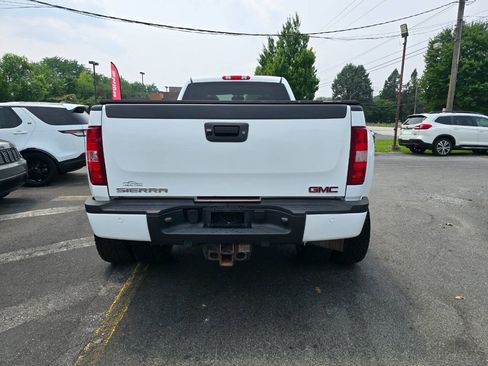 Used 2011 GMC Sierra 3500 Denali AWD/4WD image 4