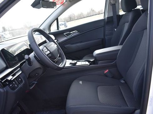 New 2026 Kia Sportage S AWD/4WD image 22