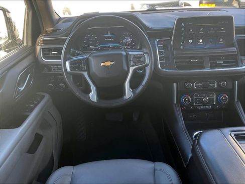 Used 2022 Chevrolet Tahoe LT w/ LT Signature Plus Package image 17
