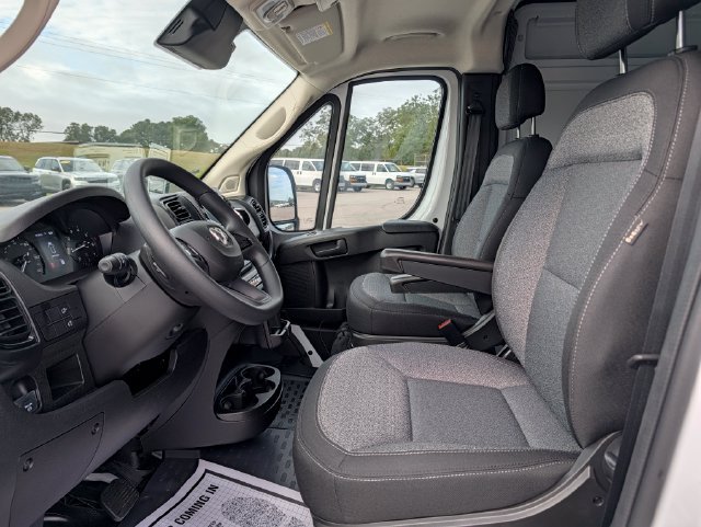 New 2027 RAM ProMaster 2500 FWD image 9