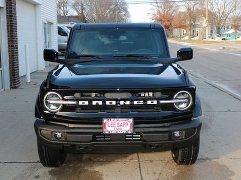New 2025 Ford Bronco Outer Banks image 3