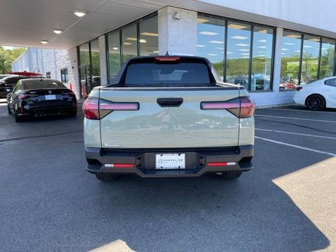 Used 2023 Hyundai Santa Cruz SEL AWD/4WD image 6
