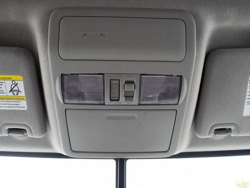 Used 2019 Nissan Frontier SL image 33