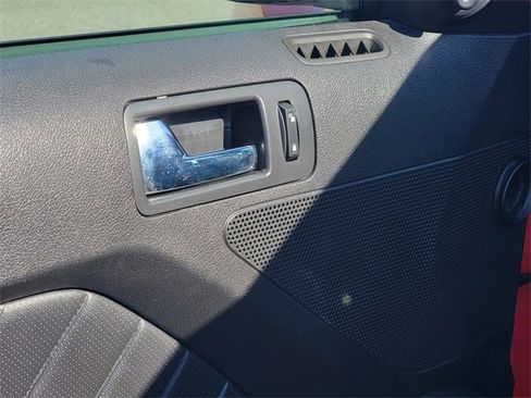 Used 2012 Ford Mustang Premium image 10