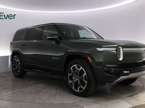 Used 2026 Rivian R1S Adventure AWD/4WD image 13