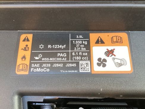 New 2025 Ford Expedition Active image 90