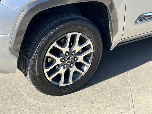 Used 2022 Toyota Tundra 1794 Edition image 9