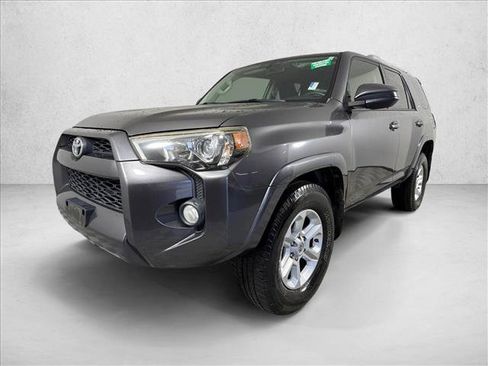 Used 2016 Toyota 4Runner SR5 RWD image 8