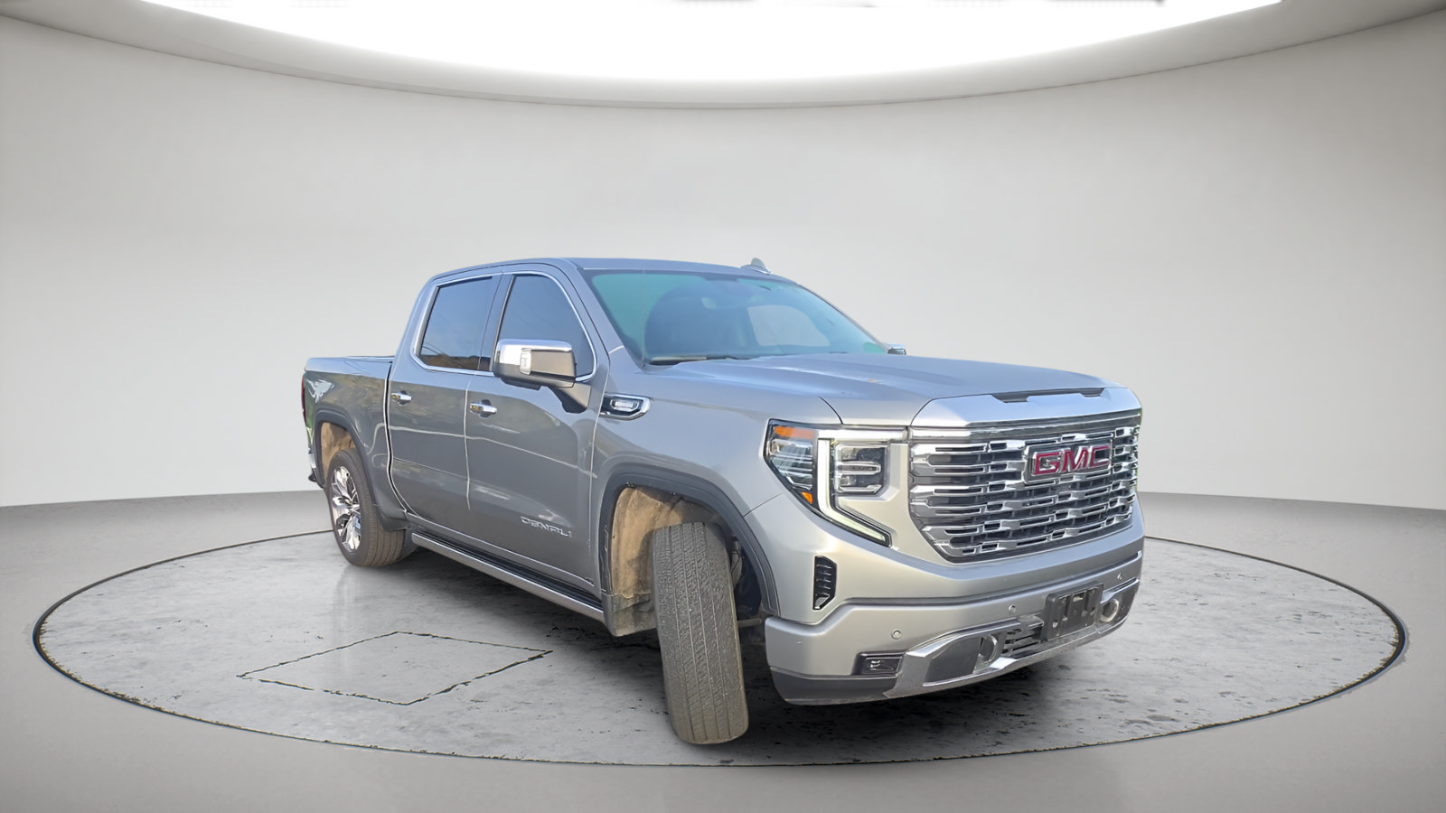 Used 2025 GMC Sierra 1500 Denali w/ Denali Reserve Package AWD/4WD image 3