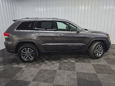 Used 2020 Jeep Grand Cherokee Limited AWD/4WD image 2