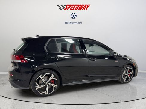 New 2026 Volkswagen GTI SE FWD image 4