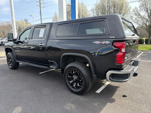 Used 2022 Chevrolet Silverado 2500 LTZ w/ LTZ Premium Package image 8