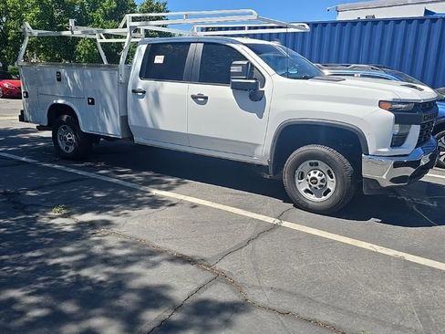 Used 2022 Chevrolet Silverado 2500 W/T w/ WT Convenience Package AWD/4WD image 2