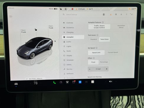 Used 2022 Tesla Model 3 image 27