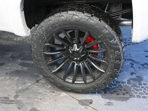 New 2026 GMC Sierra 1500 AT4 w/ Technology Package AWD/4WD image 10