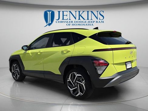Used 2026 Hyundai Kona SEL Premium FWD image 7
