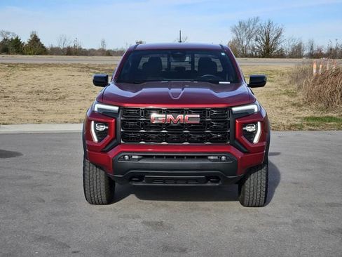 Used 2024 GMC Canyon Elevation w/ Convenience Package image 2