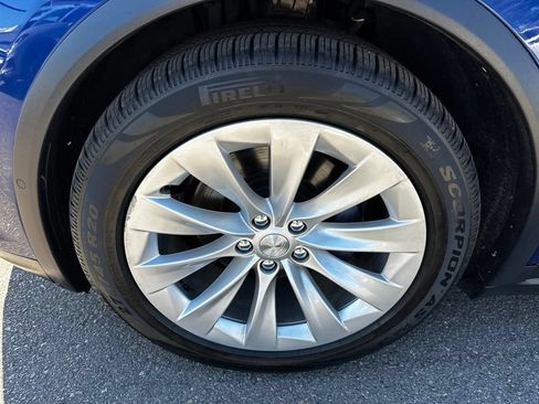 Used 2020 Tesla Model X Long Range AWD/4WD image 9