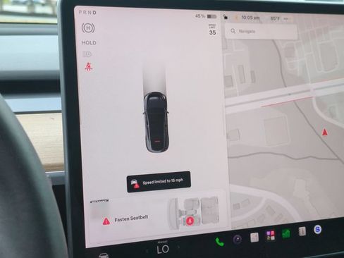 Used 2023 Tesla Model Y Long Range AWD/4WD image 18