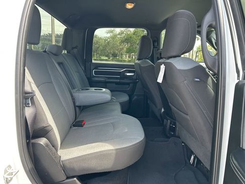 Used 2024 RAM 3500 Big Horn image 37
