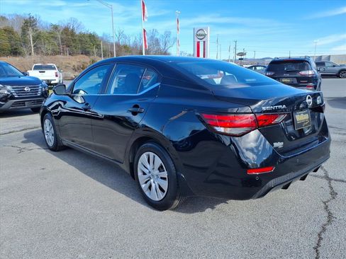 Certified 2025 Nissan Sentra S image 3