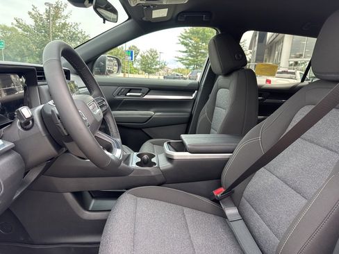 New 2026 GMC Terrain Elevation w/ LPO, Floor Liner Package image 16