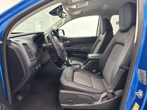 Used 2022 Chevrolet Colorado Z71 w/ Safety Package image 22