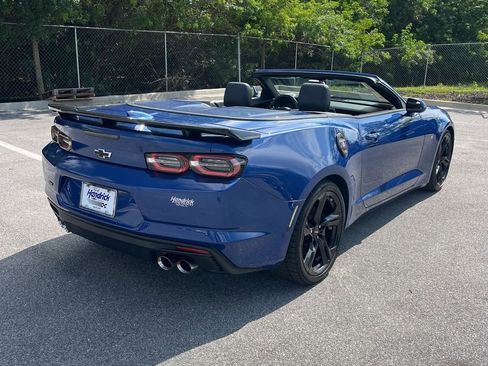 Used 2019 Chevrolet Camaro SS RWD image 3