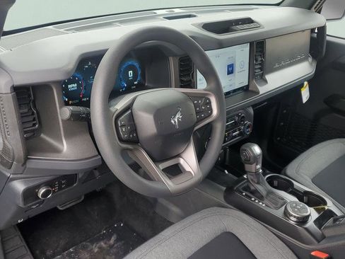 New 2026 Ford Bronco 4-Door image 17