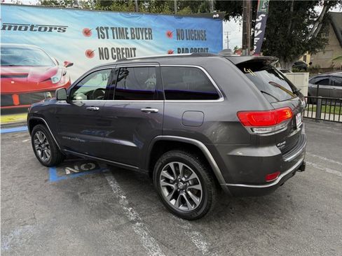 Used 2017 Jeep Grand Cherokee Overland w/ Jeep Active Safety Group image 62