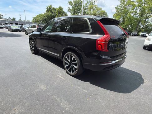 Used 2023 Volvo XC90 B6 Plus w/ Protection Package image 12
