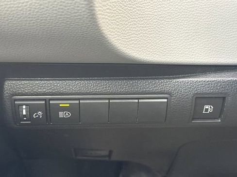 Used 2024 Toyota Corolla LE w/ LE Convenience Package image 29