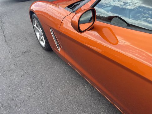 Used 2007 Chevrolet Corvette Convertible RWD image 25