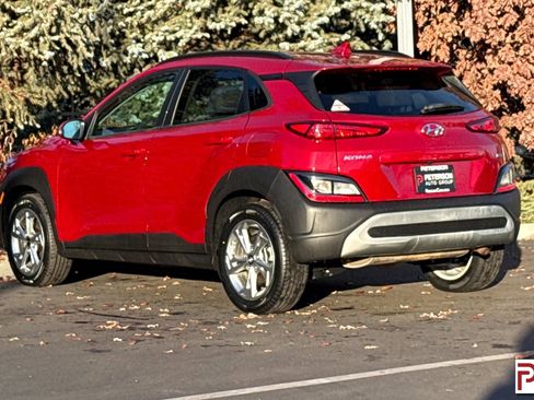 Used 2022 Hyundai Kona SEL image 6
