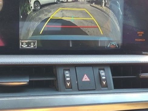 Used 2019 Lexus ES 350 w/ Premium Package FWD image 18