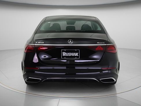 New 2026 Mercedes-Benz E 450 4MATIC Sedan image 3