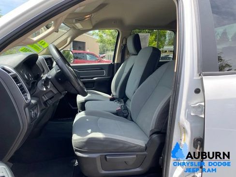 Used 2019 RAM 2500 Big Horn AWD/4WD image 30