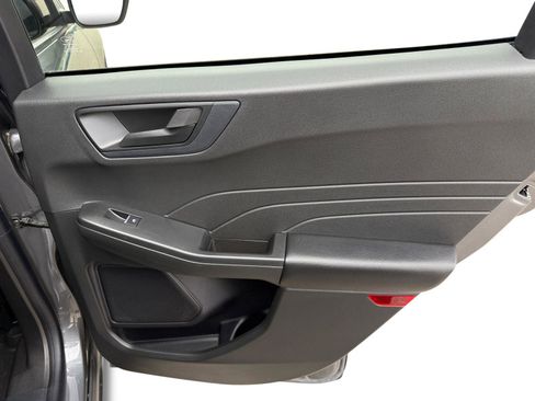 Used 2023 Ford Escape Active image 23