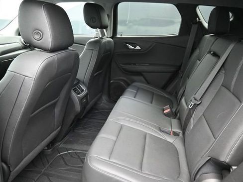 Used 2024 Chevrolet Blazer LT w/ LPO, Floor Liner Package FWD image 13