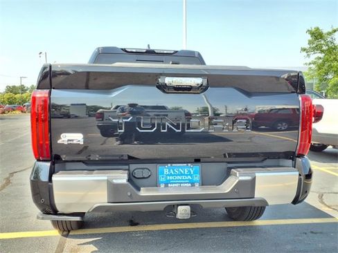 Used 2022 Toyota Tundra Limited image 9