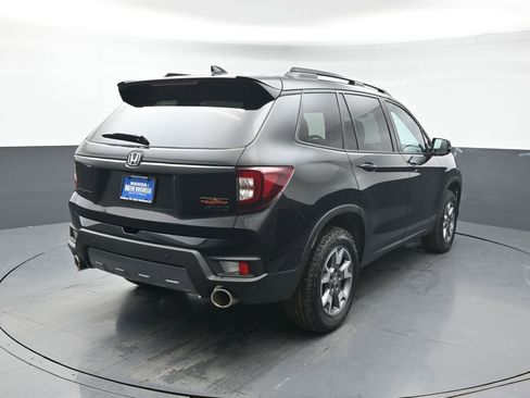 Certified 2023 Honda Passport TrailSport image 7